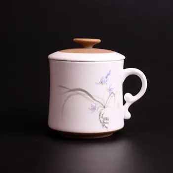 

Jingdezhen Ceramic Tea Mug with Lid Filter Cup Hand-painted Birthday Peach Creative Stoneware Gift Office Tea Cup Drinkware