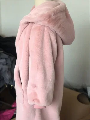 Pink Новые зимние женские Шубы из искусственного меха плюс размер Модный бобер, кролик волос утолщаются теплые длинные с капюшоном Свободная Повседневная Женская парка - Цвет: Pink