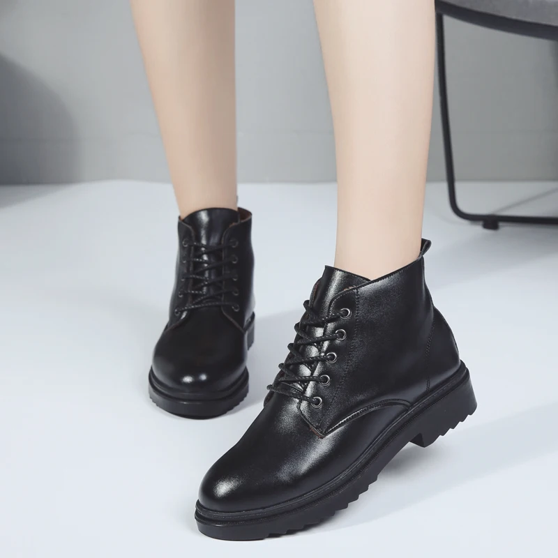 

2018 new winter Martin boots female British wind small boots women's flat women's shoes wild Korean shoes short boots