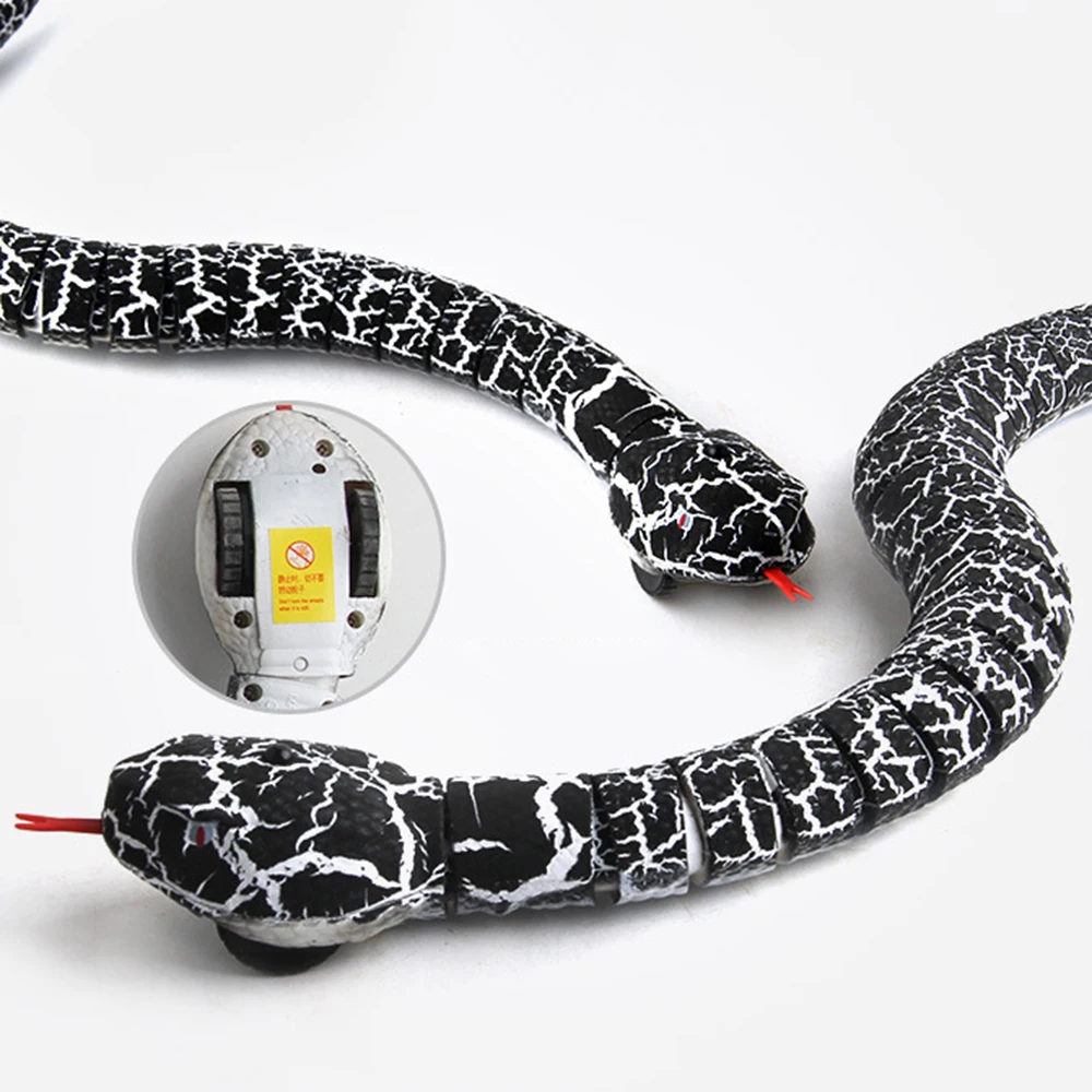 Simulation Remote Control Snake Rattlesnake Animal Trick Terrifying Mischief Toy Rechargeable Funny Joke Gift for Halloween