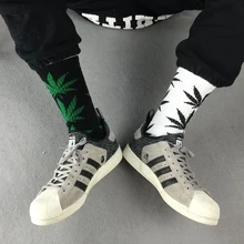 Повседневные длинные носки-башмачки с листьями кленовых листьев из конопли; сезон весна-осень; модные удобные хлопковые носки высокого качества