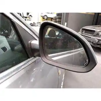 

RIGHT REARVIEW OPEL INSIGNIA SALOON