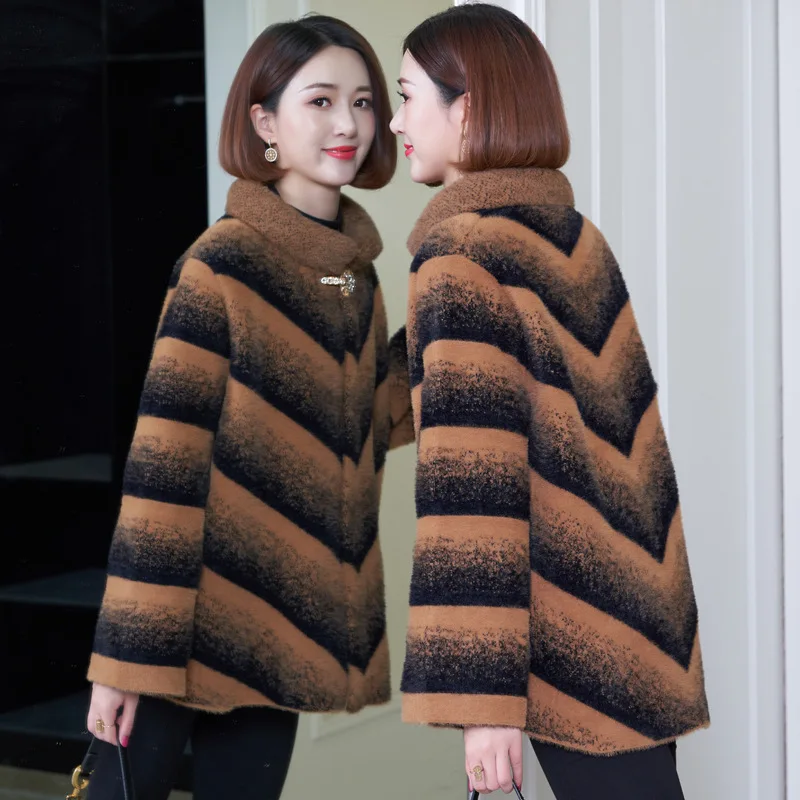 

2019 New Style Middle-aged Mom Fall And Winter Clothes Elegant Western Style Imitation Mink Velvet Jacket 40-Year-Old 50 Middle-