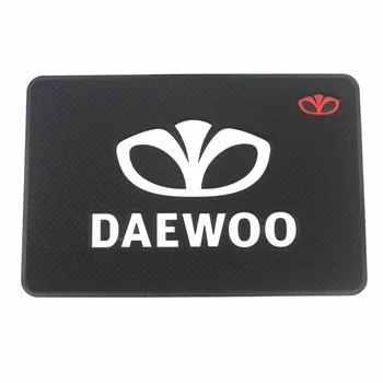 

Car Logo Anti Slip Mat Phone Holder Non-Slip Mat non slip Pad For Daewoo Matiz Nexia Lanos Kalos Gentra Nubira Espero Damas
