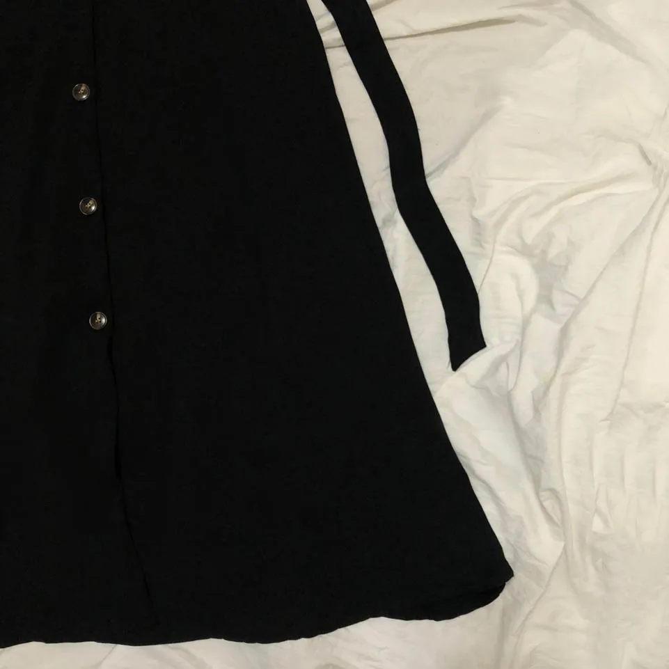 Женское осеннее черное Плиссированное длинное платье-рубашка со стоячим воротником и длинным рукавом, прямые Лоскутные Платья с пуговицами размера плюс