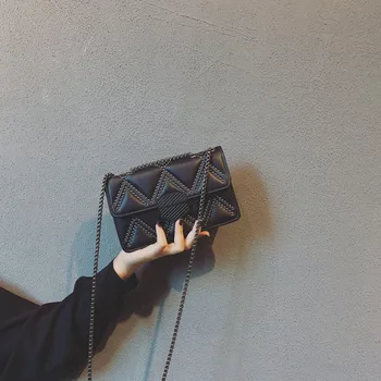

High-end French niche rivet designer bag women 2020 new artificial leather soft surface tide fashion diagonal chain bag
