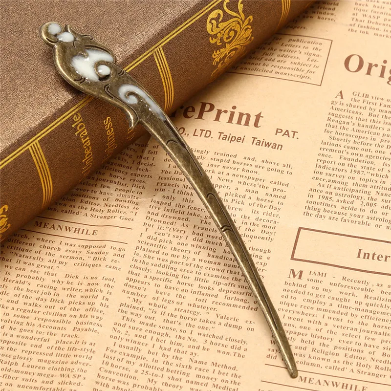 1pc/2pc Bronze Metal Bookmark Glow In The Dark Retro Vintage Bookarks For Books Students Gifts School Office Supply