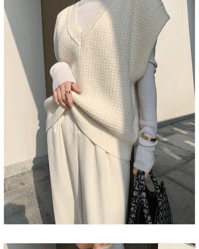 

V-neck Sweater Vest Ladies Fall/winter New Style Oversized Wild Knit Pullover Solid Color Retro Women's Sleeveless Sweater Top