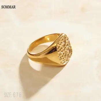 

SOMMAR resin charms Gold Vermeil size 6 7 8 Neutral wedding rings Lunar Crater prices in euros Top Quality Jewelry