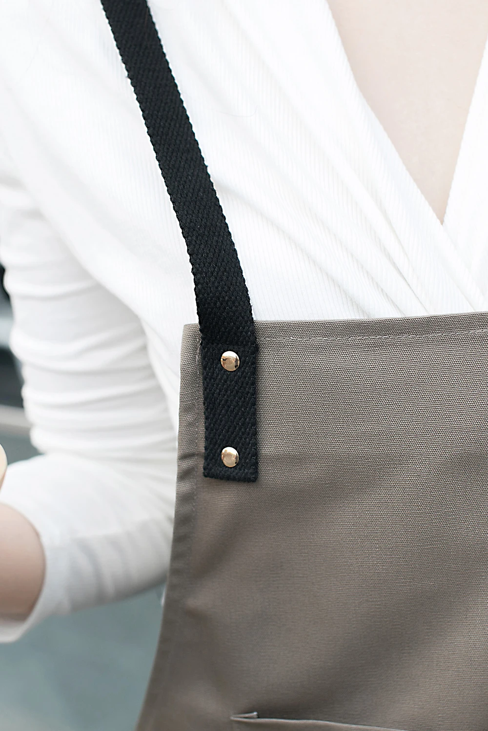 New Fashion Canvas Kitchen Aprons For Woman Men Chef Work Apron For Grill Restaurant Bar Shop Cafes Beauty Nails Studios Uniform