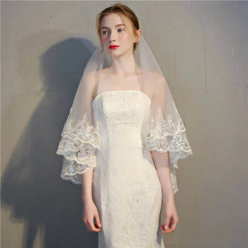 

2019 New Women Wedding Accessories White/Ivory Applique Veil Layers Tulle Lace Edge Bridal Veils With Comb velos de novia