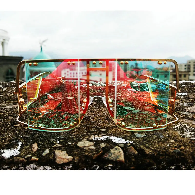MINCL/супер большой футуристический негабаритный щит козырек Солнцезащитные очки плоский верх зеркальные моно линзы Модные женские солнцезащитные очки в металлической оправе NX