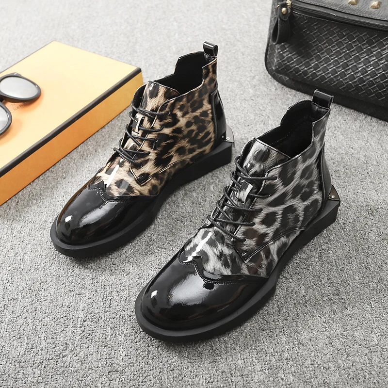 [DEAT] Round Toe Leopard Print Patent Leather Bandage Casual Velvet Women Short Boots New Autumn Winter Fashion Tide 10E728