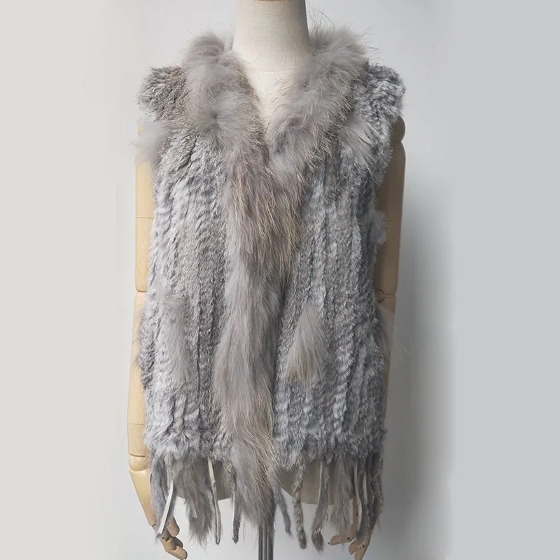 Женский вязаный жилет с кисточками осенняя безрукавка из натурального