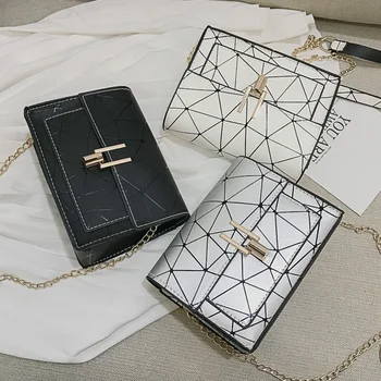 

Women Shoulder Bags summer new Korean version of the Messenger bag handbag chain wild crack printing wild shoulder bags