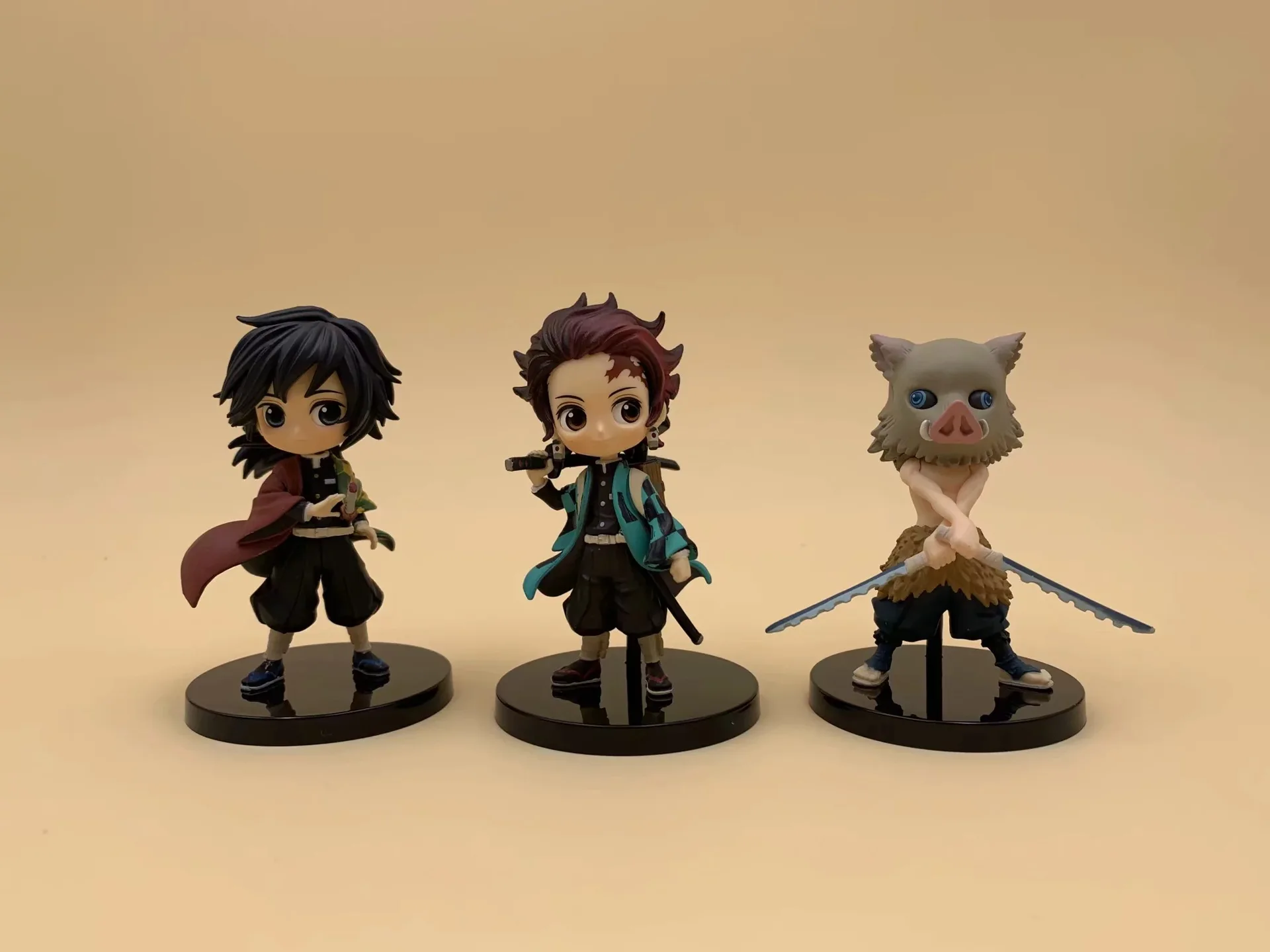Kimetsu no Yaiba Tomioka Giyuu Action Figure Figurines Jouets Demon Slayer