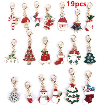 

19Pcs Christmas Decoration Tree Bell Snowman Keychains Alloy Lobster Buckle Clasp Charms Key Chains Jewelry