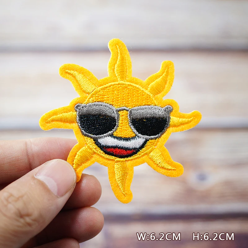 Pizza Egg Sushi Fruit  DIY Patches Embroidery For T-Shirt Iron On Appliques Clothes Jeans Stickers Badges Parche Pineapple Sun