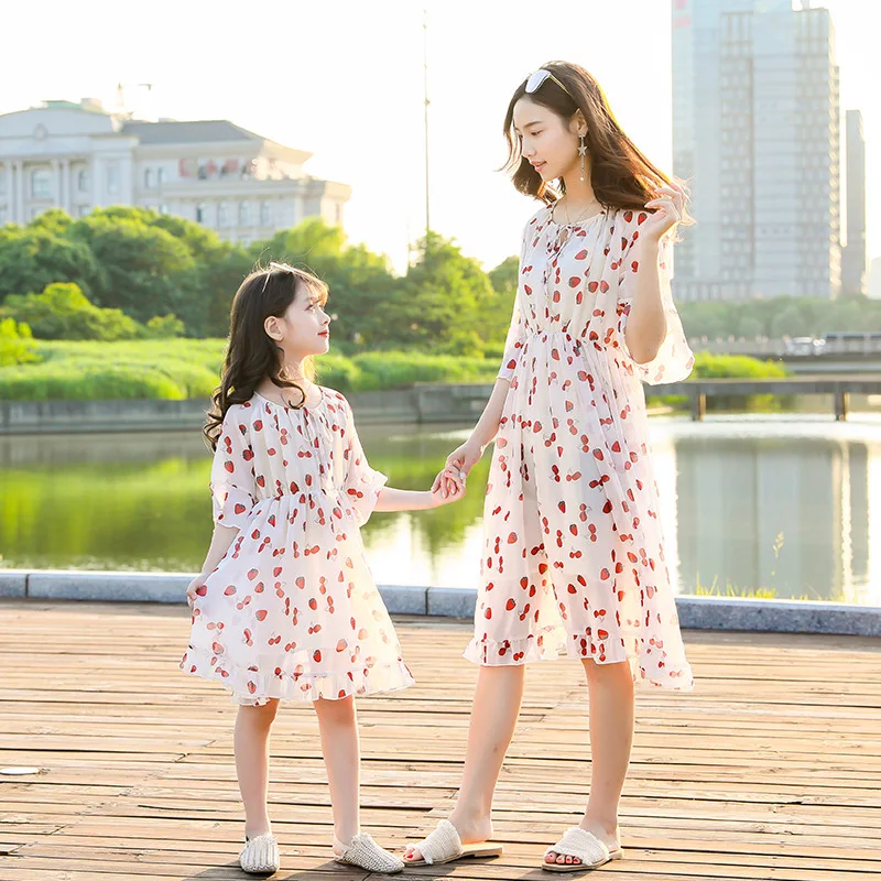 Cherry Pattern Print Mother Daughter Dress Chiffon Material Family Matching Outfits Patchwork Clothes Mom and Daughter Dress