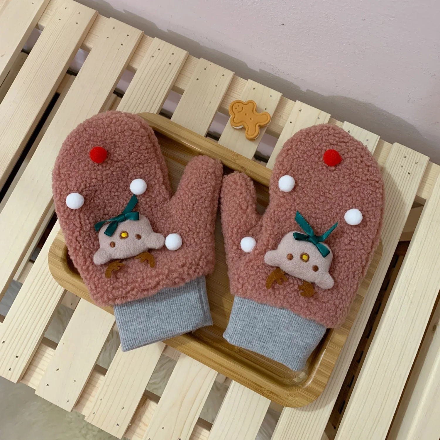Корейские женские зимние перчатки плюс бархатные теплые перчатки для велоспорта ветрозащитная Сумка Студенческие утолщенные перчатки - Цвет: 17