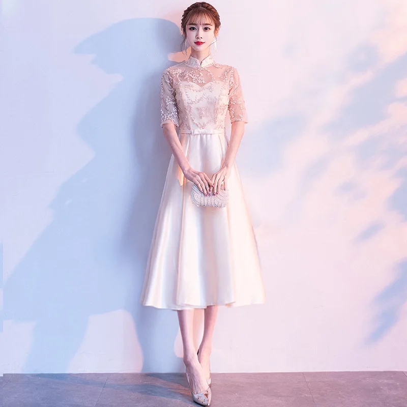Pink Elegant Evening Dresses Qi Pao Women Traditional Chinese Dress Cheongsam Modern Femme Lace Short Qipao Bridesmaid Gown - Цвет: Champ collar medium