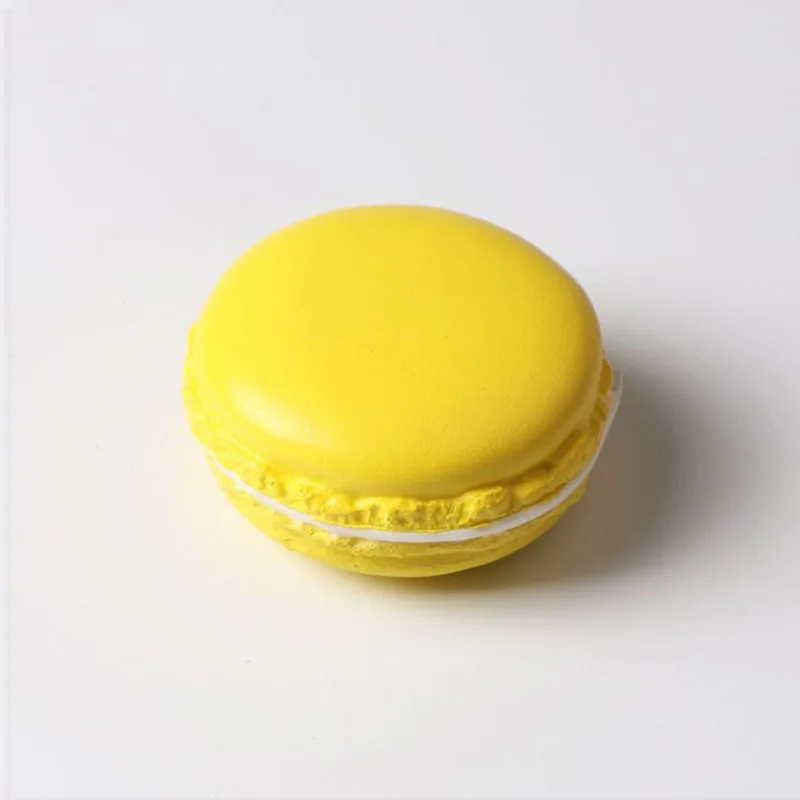 Colorful Macarons Key Pendant Donut Fake Bread French Sandwich Dessert Model 030 Y - Цвет: Цвет: желтый
