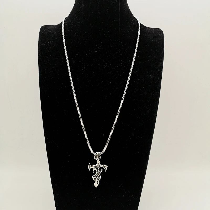 Vintage  creative flame Cross pendant necklace 316L stainless steel Flame cross necklace men women fashion jewelry