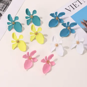 

Korean Cute Small flower Earrings For women Statement Stud Earring Girl Trendy Fashion Bridal Simple Jewelry Gift