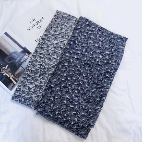 

2020 New Women Long Flower Print Fringe Scarf Shawls Soft Warm Floral Wrap Scarves Hijab 2 Color Free Shipping