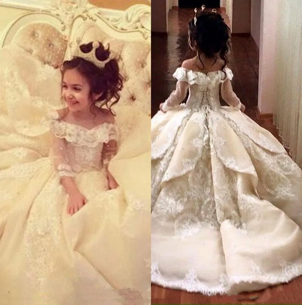 

Champagne Off The Shoulder 3/4 Sleeve Formal Flower Girl's Dresses Lace Applique Ball Gown Layered Floor Length