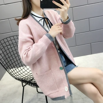 

3826 - Photo - Colour matching placket, button pocket, knitted cardigan 59A Area 1]