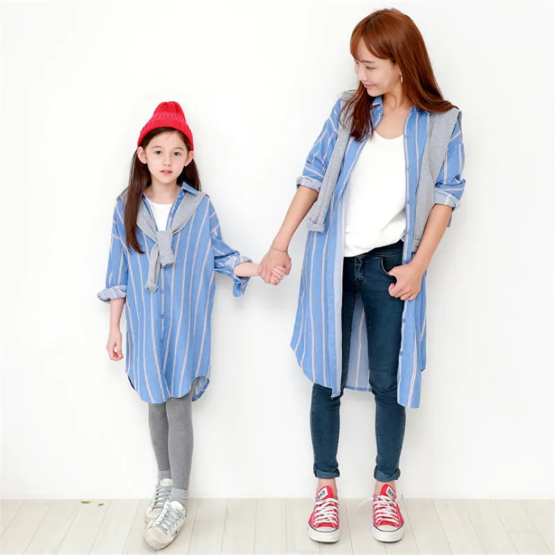 

Mother Daugther Outfits Mom and Daughter Matching Clothes Mum Girls Vestidos Family Casual Striped Bloues Shawl 2pcs Sets