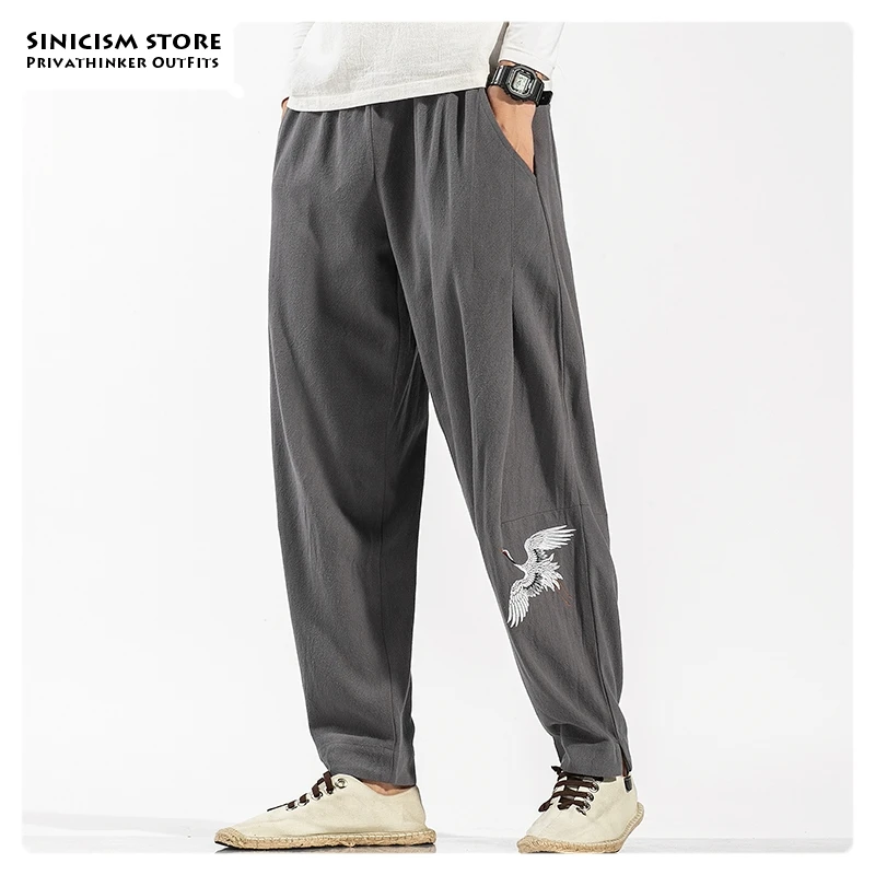 Sinicism Store Мужские Винтажные широкие брюки в китайском стиле, мужские свободные брюки с вышивкой больших размеров, мужские осенние новые шаровары