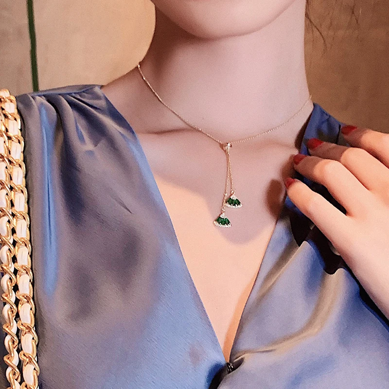 2021 New Classic Green Crystal Fan Pendant Necklace For Woman Fashion Korean Jewelry Party Girl's Sexy Collar Chain Necklace - Image 2