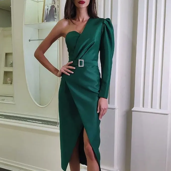 Высокое качество vestidos Зеленый одно плечо длиной до колена облегающее платье вечернее платье