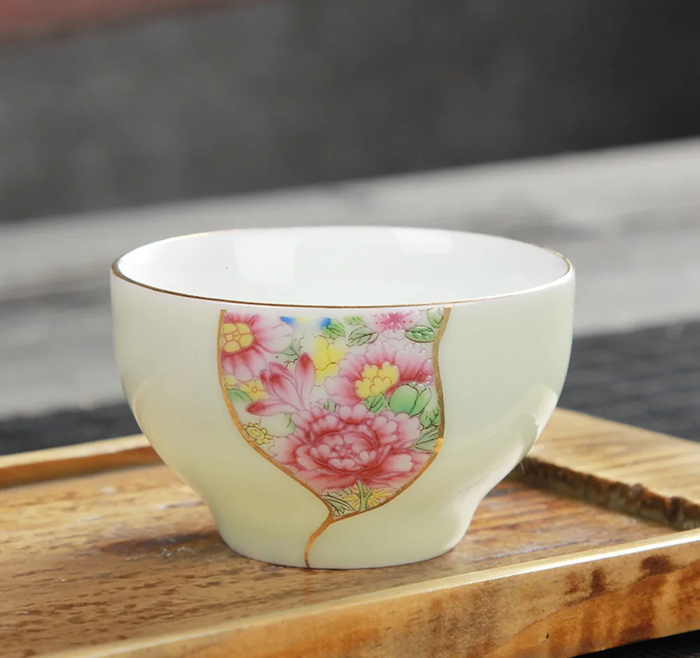 Hand-painted Phnom Penh Cup Of Tea Celadon Little Cup Of Kung Fu Tea From Cup Of Tea Accessory Personality Glasses - Цвет: B