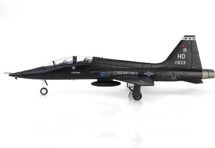 HM Northrop T-38A 67-14833, 49th FW, Holloman AFB, 2011 1/72 самолет