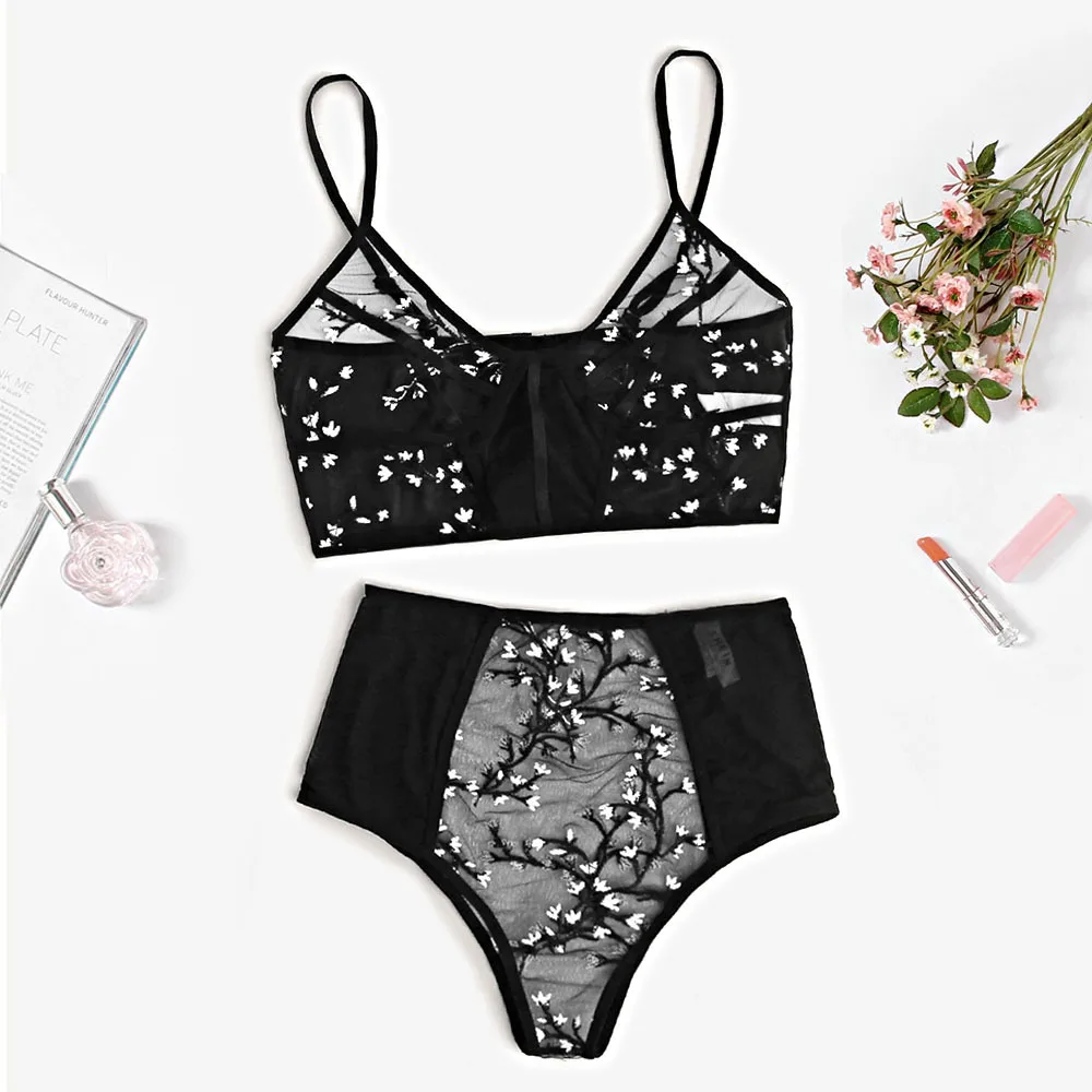 

Hot Sale New Women's underwear Bra Sexy 2 Piece Sexy Embroidered Underwear set Fashion Thong Underwear Lingerie Flower Lace