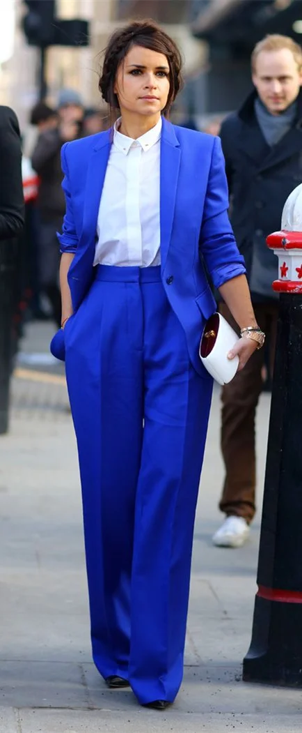 Q_DPBEO4BFLHAZDSVALHV8A