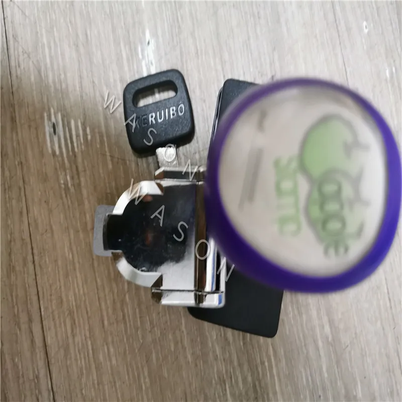 1 (2)
