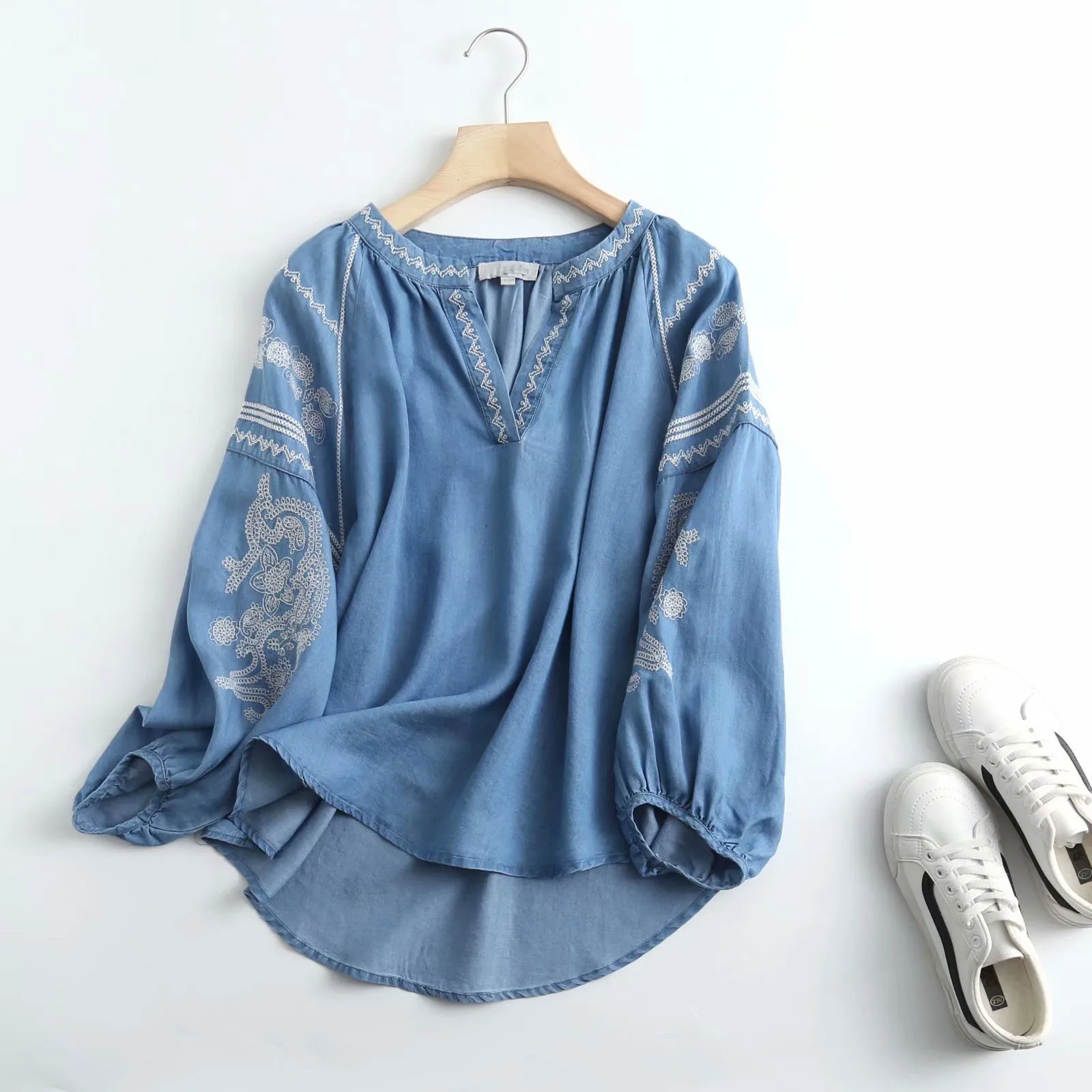 spring embroidery denim shirt women cotton casual v neck soft light blue denim tops and blouses blusas mujer new 2