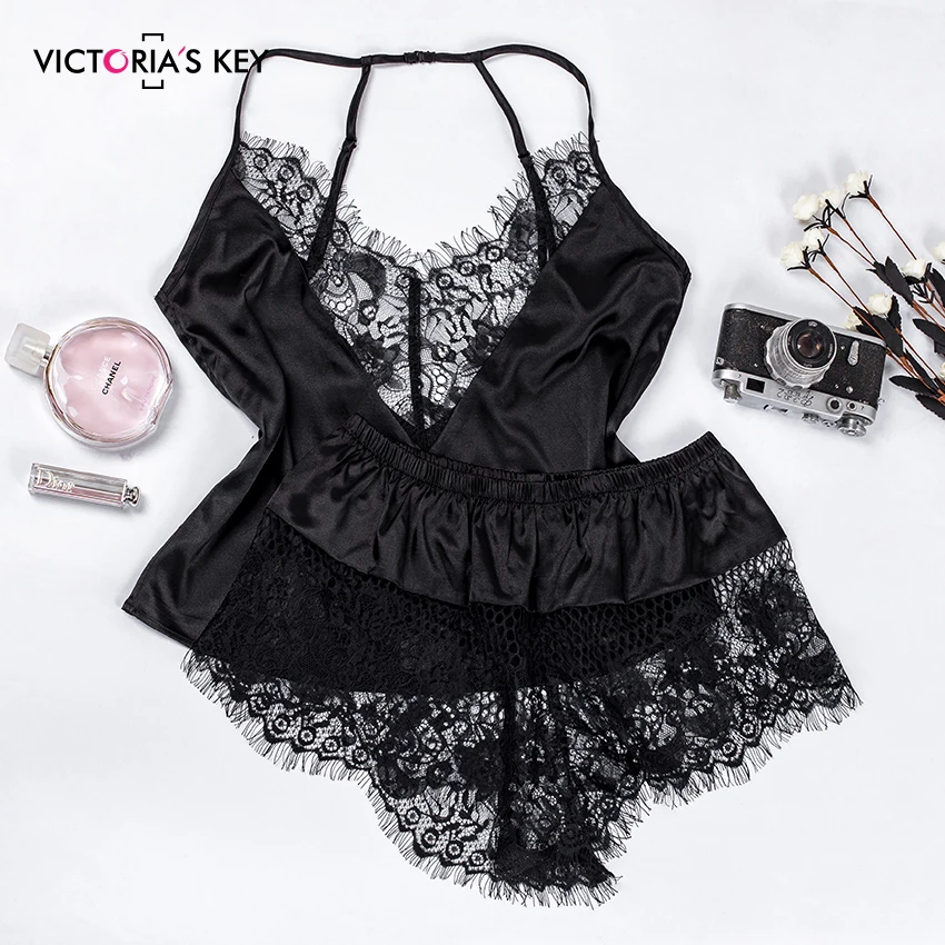 

VICTORIA'S KEY Sexy Black V Neck Sleeveless Top Silk Cami And Mesh Lace Shorts PJ Set 2019 Autumn Sleepwear Women Pajama Sets