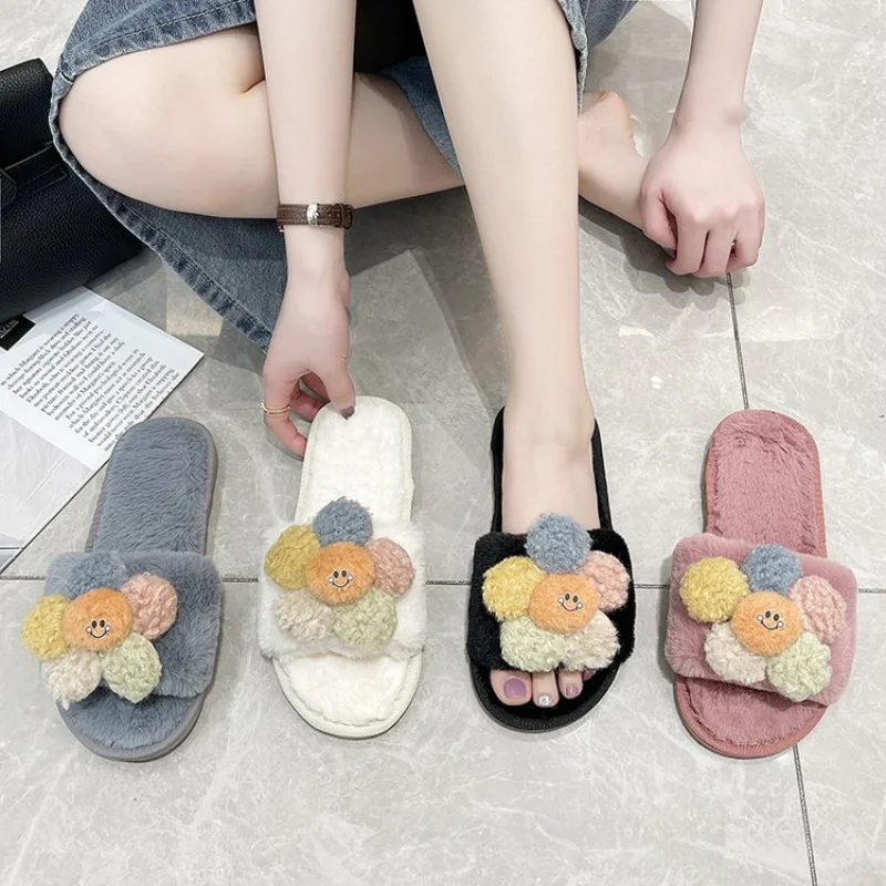 2022 New Winter Slippers Fashion Cartoon Pattern Ladies Slippers Home Slippers All-match Slippers Outer Slippers Fur Slides