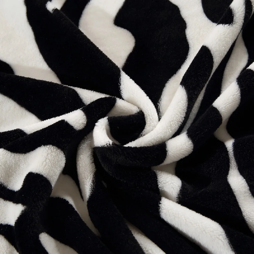 Super-Comfortable-Soft-Mink-Felting-Blanket-Zebra-Striped-Pattern-Floral-Blanket-Thrown-On-The-Sofa-Bed (1)