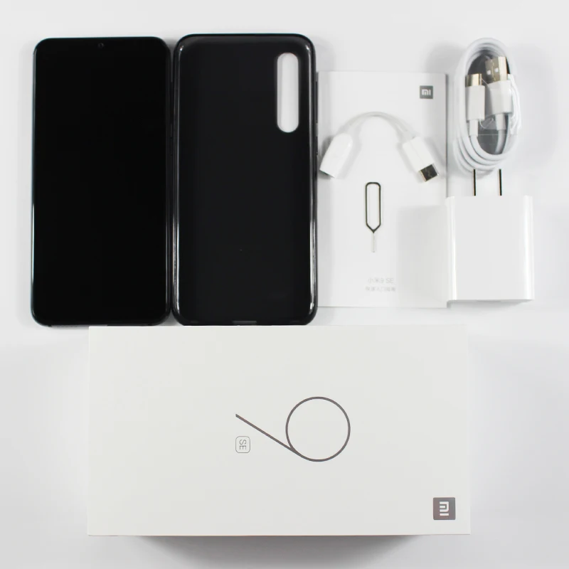 Глобальная версия Xiaomi Mi 9 SE 6 ГБ ОЗУ 128 Гб ПЗУ Snapdagon 712 Octa 5,9" 3070 мАч 48MP AMOLED экран Тройная камера