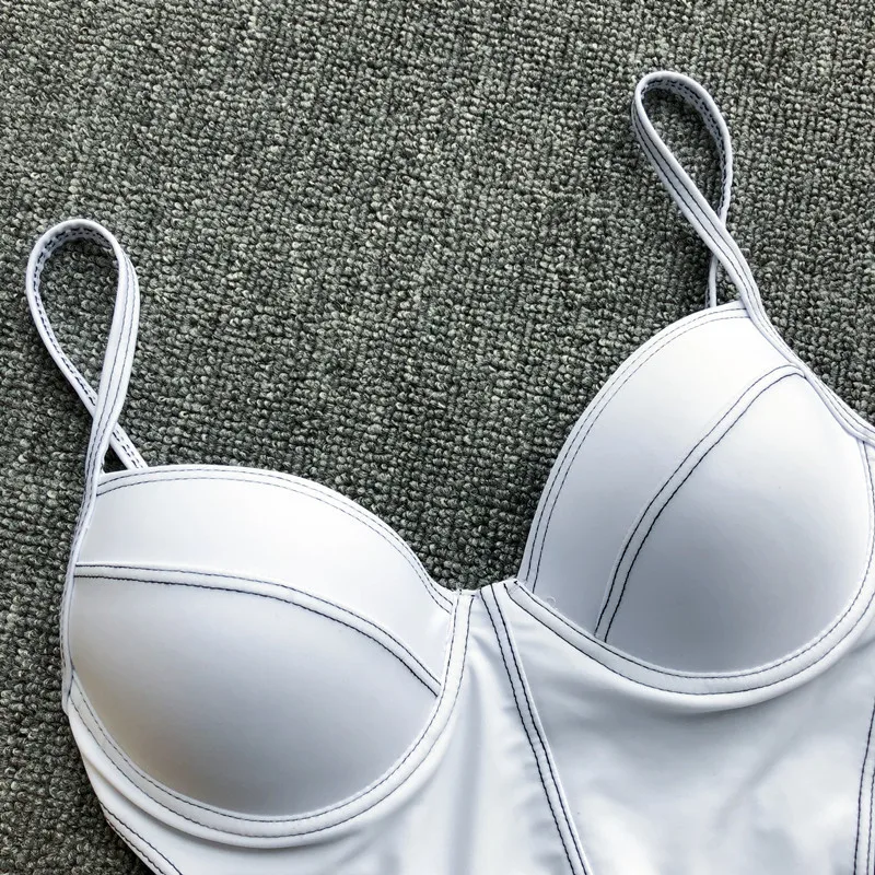 10761671425_1785166361