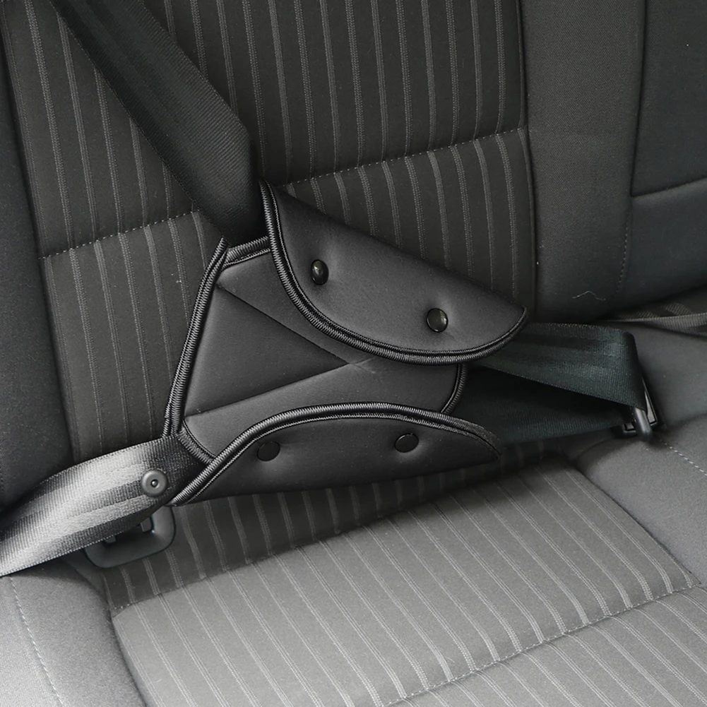 Детский автомобильный безопасный Чехол для ремня безопасности, мягкий Регулируемый треугольный ремень безопасности, защитная подушка для детей, детские накладки на шею - Название цвета: Черный