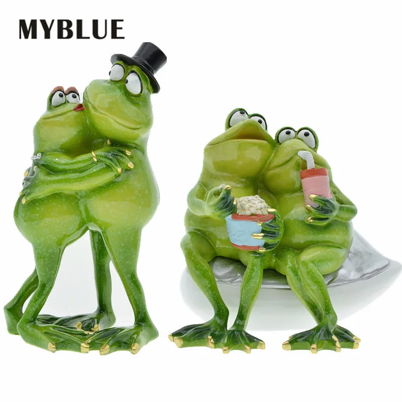 MYBLUE Cute Garden Animal Resin Embrace Lovers Cartoon Frog Figurine Nordic Home Room Decoration Accessories MYBLUE Cute Garden Animal Resin Embrace Lovers Cartoon Frog Figurine Nordic Home Room Decoration Accessories