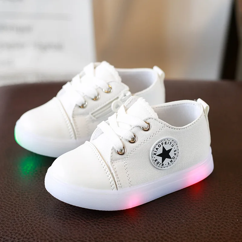 Весна/Осень, Детские кроссовки со шнуровкой, светодиодный свет, Классическая обувь для маленьких мальчиков и девочек, теннисная тканевая детская обувь - Цвет: White