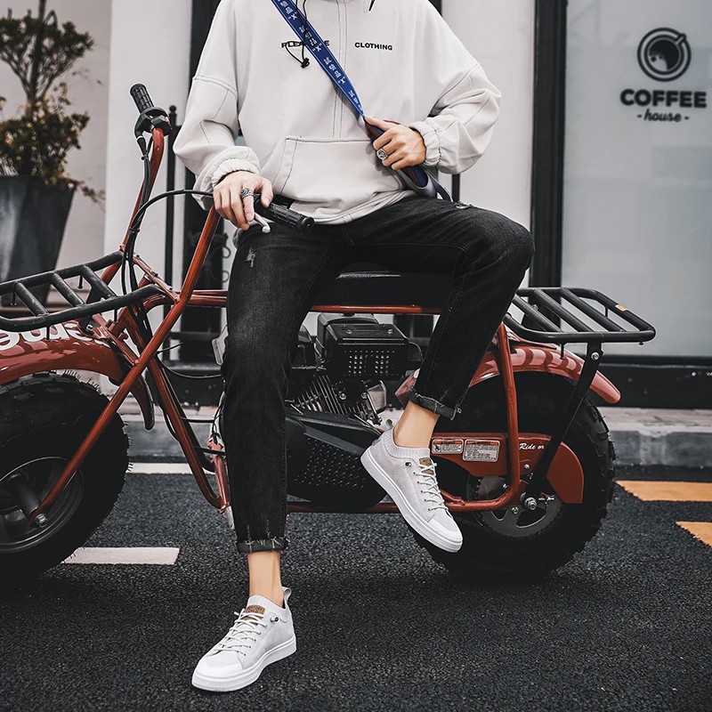 Man Leather Shoes outdoor breathable Fashion Casual Shoes Male Spring Autumn Sneakers Men's Walking Footwear White Shoes men Man Leather Shoes outdoor breathable Fashion Casual Shoes Male Spring Autumn Sneakers Men's Walking Footwear White Shoes men